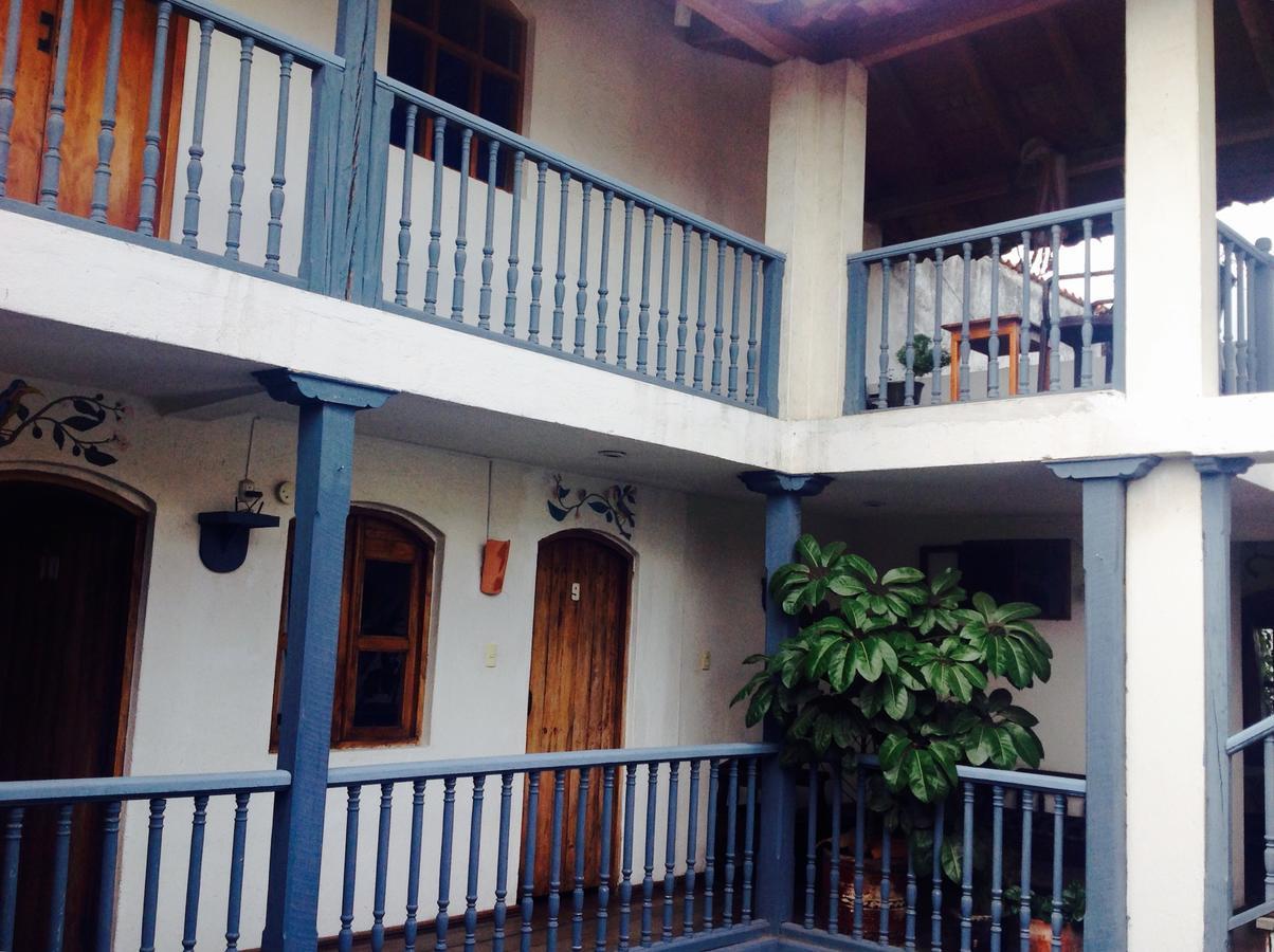 Dona Esther Otavalo Exterior photo